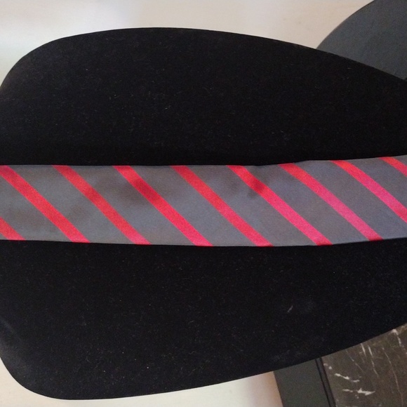 Bundle of Silk Neckties SOLD!!!!!! SOLD - Picture 8 of 9